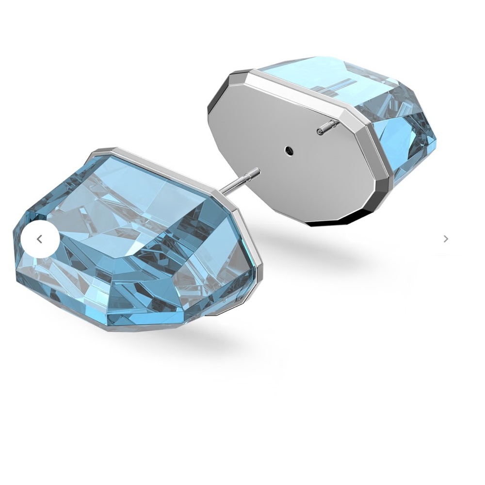 NIB Swarovski Aquamarine Lucent Single Stud Earring
